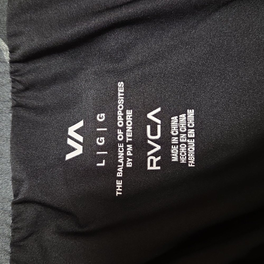 RVCA | Men's Camouflage Athletic Shorts | L - Picture 2 of 3